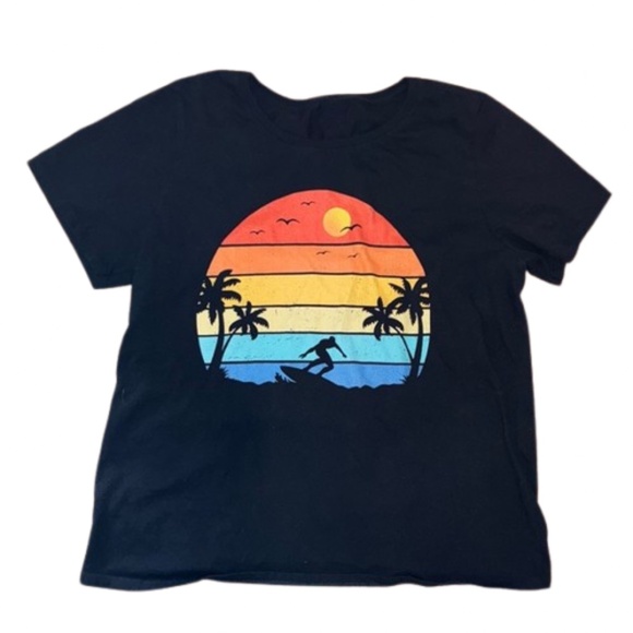 Vintage Surfer Retro Surfing Beach Surf Black T-Shirt with Sunset surf Graphic - Picture 1 of 2